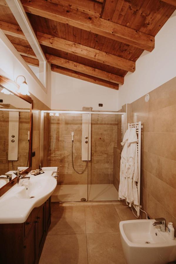 B&B Casa Santa Lucia Manerba del Garda Ngoại thất bức ảnh