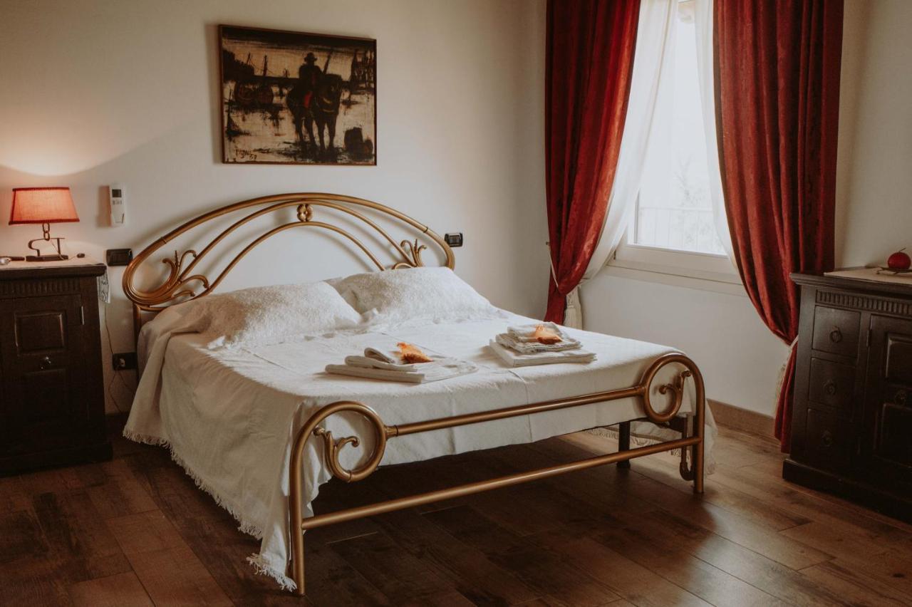 B&B Casa Santa Lucia Manerba del Garda Ngoại thất bức ảnh