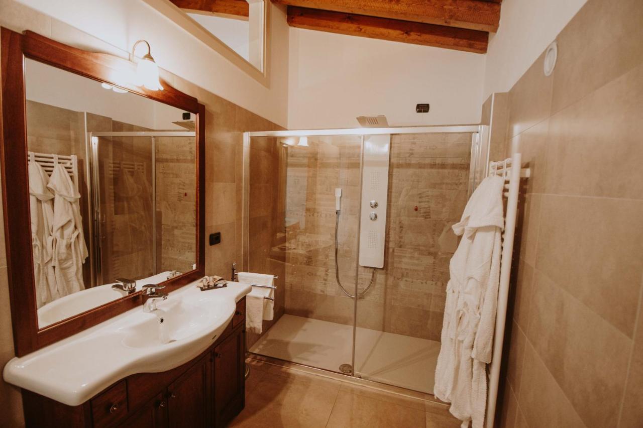 B&B Casa Santa Lucia Manerba del Garda Ngoại thất bức ảnh