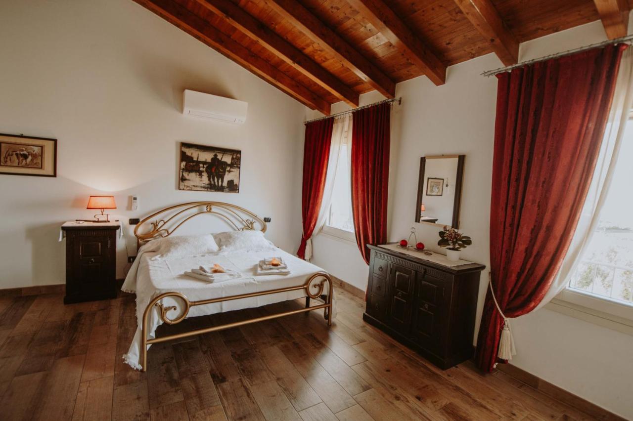 B&B Casa Santa Lucia Manerba del Garda Ngoại thất bức ảnh