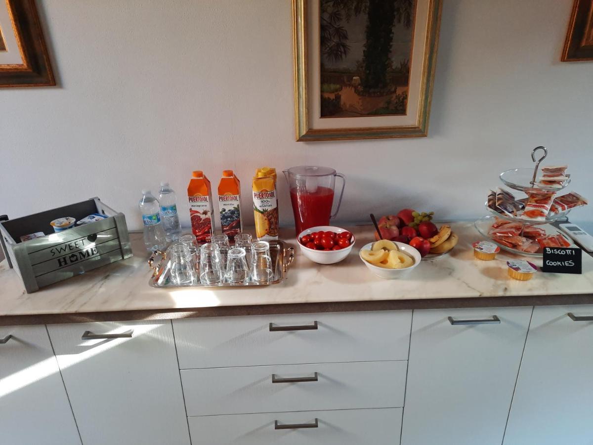 B&B Casa Santa Lucia Manerba del Garda Ngoại thất bức ảnh