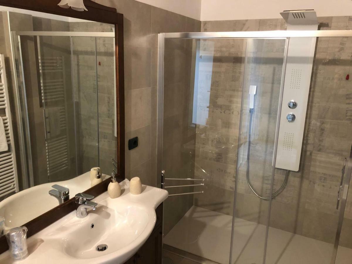 B&B Casa Santa Lucia Manerba del Garda Ngoại thất bức ảnh
