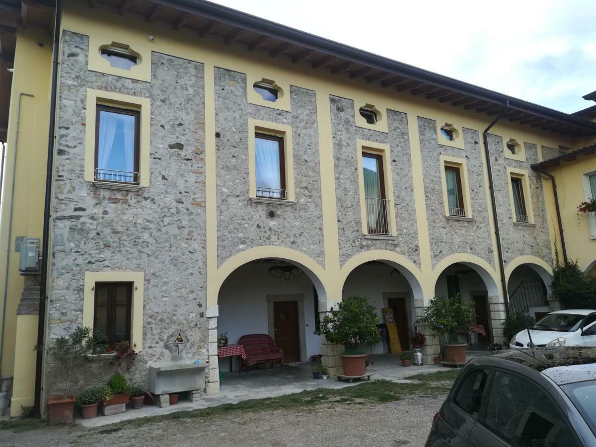 B&B Casa Santa Lucia Manerba del Garda Ngoại thất bức ảnh