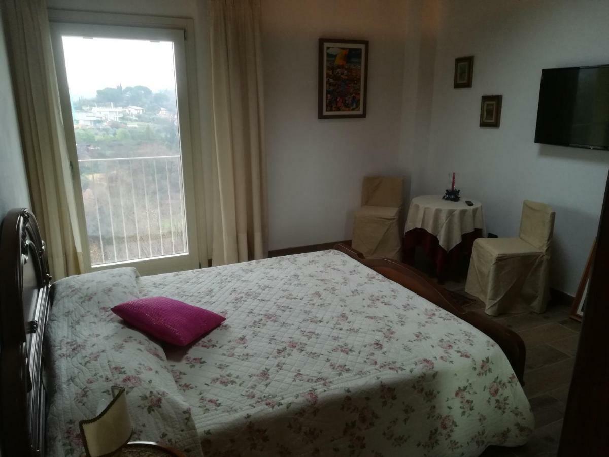 B&B Casa Santa Lucia Manerba del Garda Ngoại thất bức ảnh