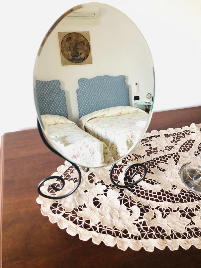 B&B Casa Santa Lucia Manerba del Garda Ngoại thất bức ảnh